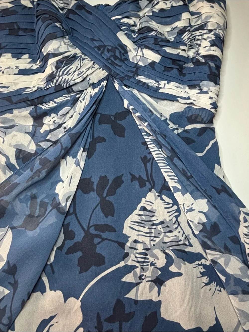 Tadashi Shoji Silk Strapless Floral Midi Dress Blue Pleated Formal 4 - Picture 9 of 13